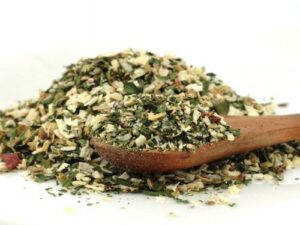 Chimichurri Gewürzzubereitung aus Kräutern für Grillfleisch und Steak