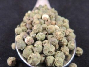 Grüner Pfeffer aus Indien