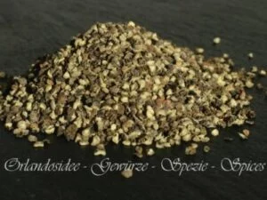 Schwarzer Pfeffer geschrotet kaufen– grob gebrochene Pfefferkörner mit intensivem Aroma